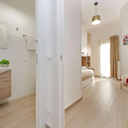 Ampio E Confortevole - Vicino Ai Trasporti Appartement Fiumicino